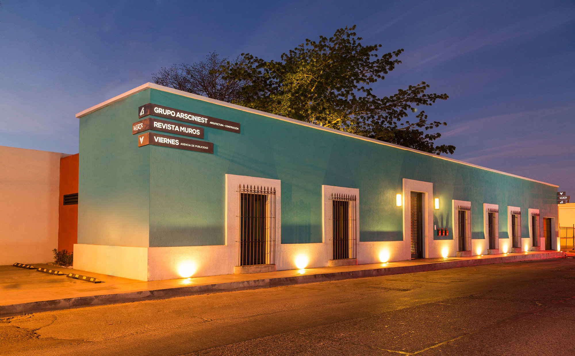 Fachada oficinas ARSCINIEST